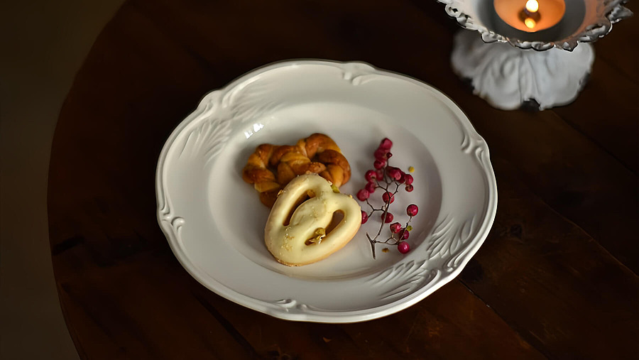 Коллекция Rocaille Blanc от Gien