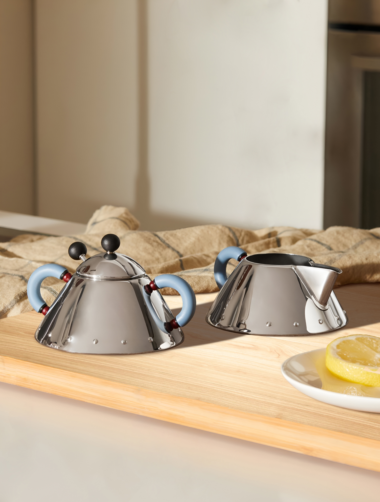 Молочник Graves, 200 мл от Alessi