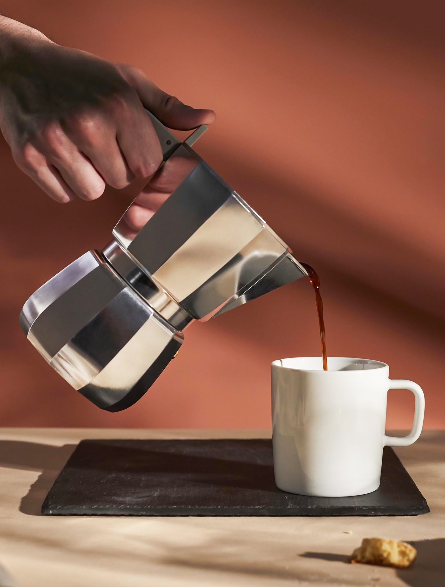 Кофеварка гейзерная на 6 чашек Moka, 300 мл
