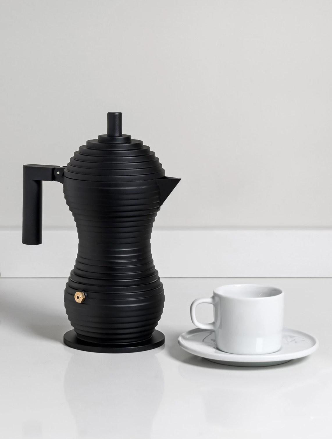 Кофеварка гейзерная на 3 чашки Pulcina, 150 мл от Alessi