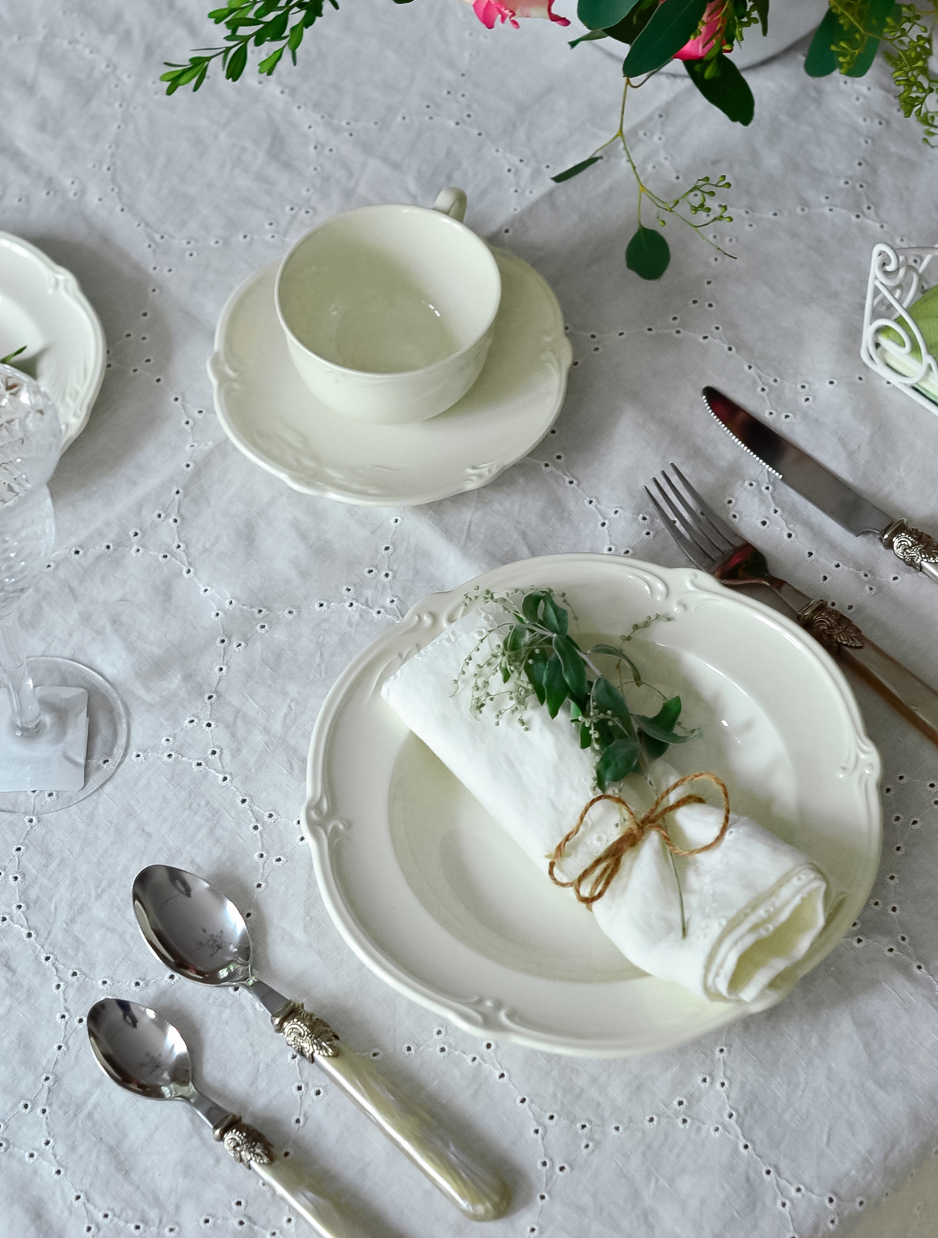 Суповая тарелка Rocaille Blanc, 22,5 см от Gien