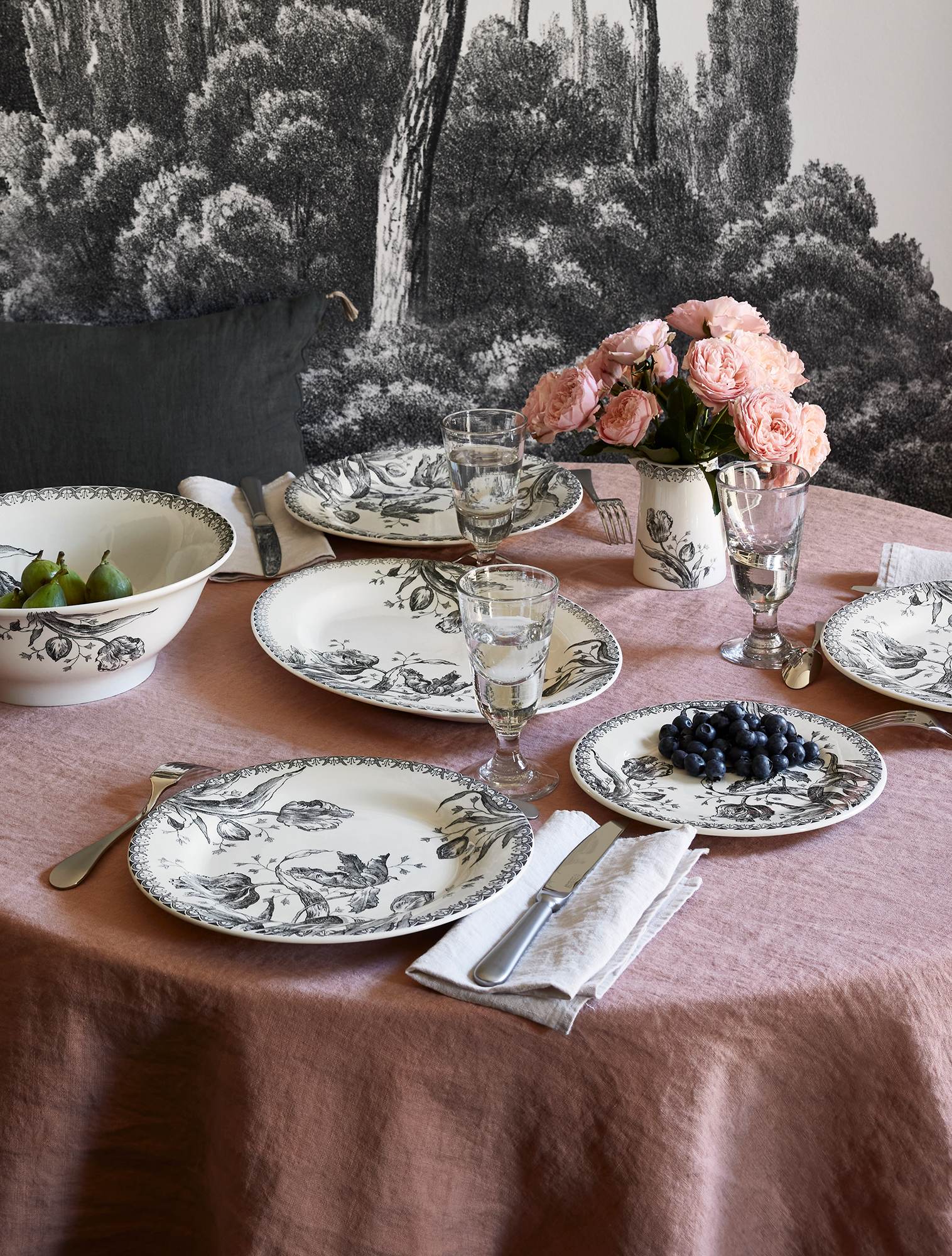 Обеденная тарелка Tulipes Noires, 27,5 см от Gien
