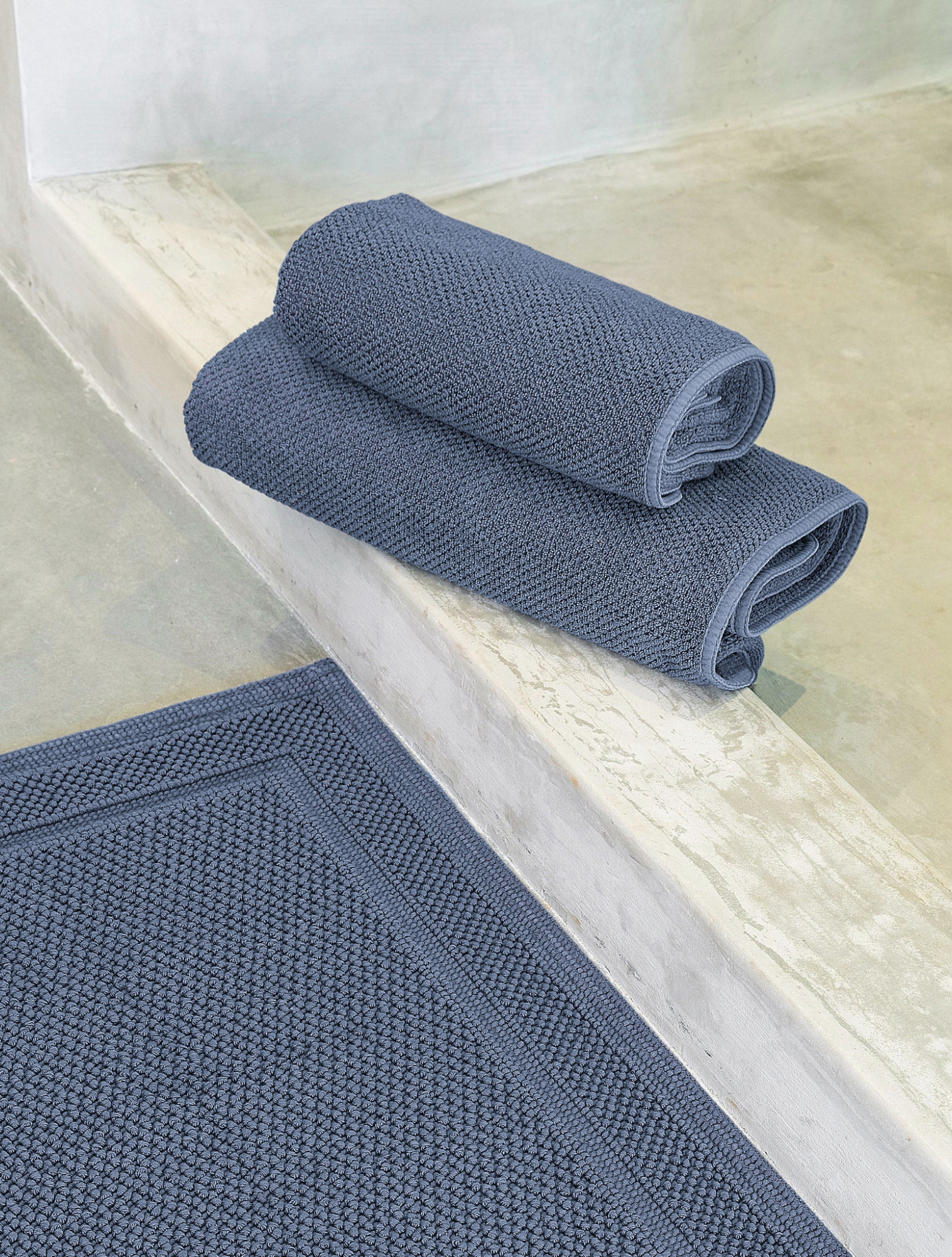 Полотенце Bee Waffle Cobalt, 30x50 см от Graccioza