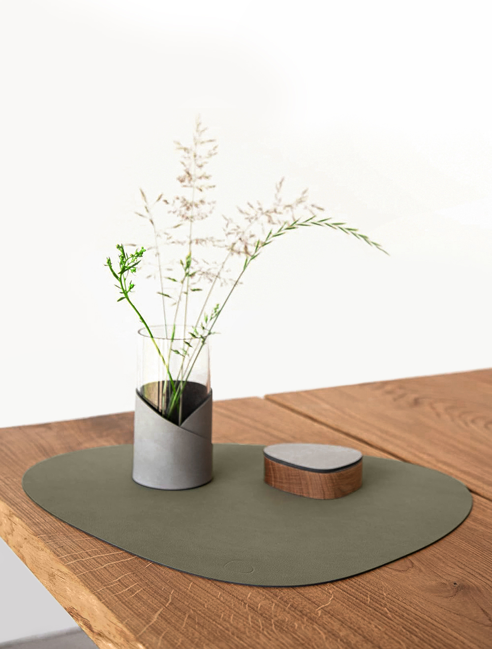 Плейсмат Curve Army Green, 37x44 см от Lind DNA