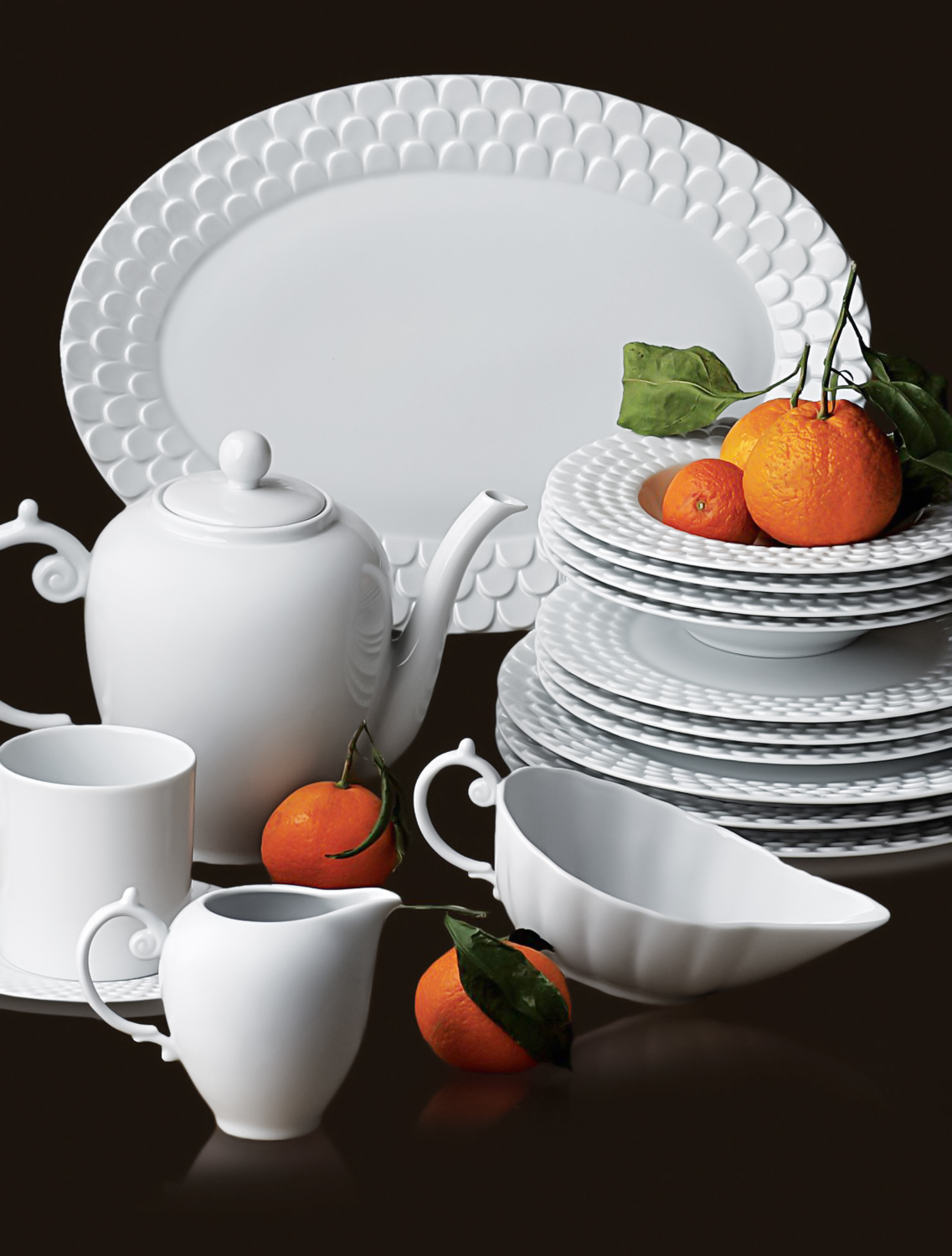 Плоское блюдо Aegean, 38 см от L'Objet