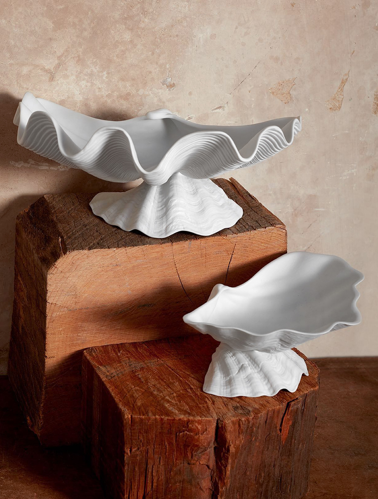 Ваза для фруктов Neptune Vases, 37 см от L'Objet