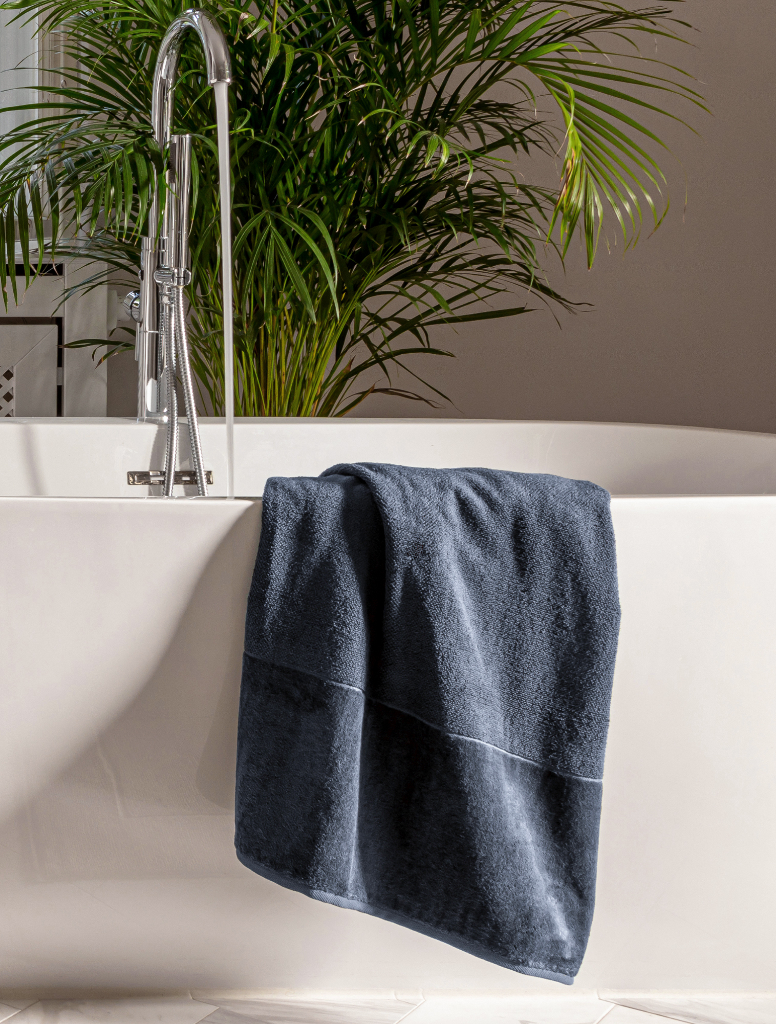 Полотенце Bamboo Luxe Stone, 80x150 см от Möve
