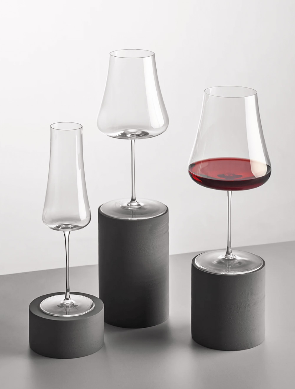Бокал для красного вина Stem Zero Volcano, 1 л от Nude Glass