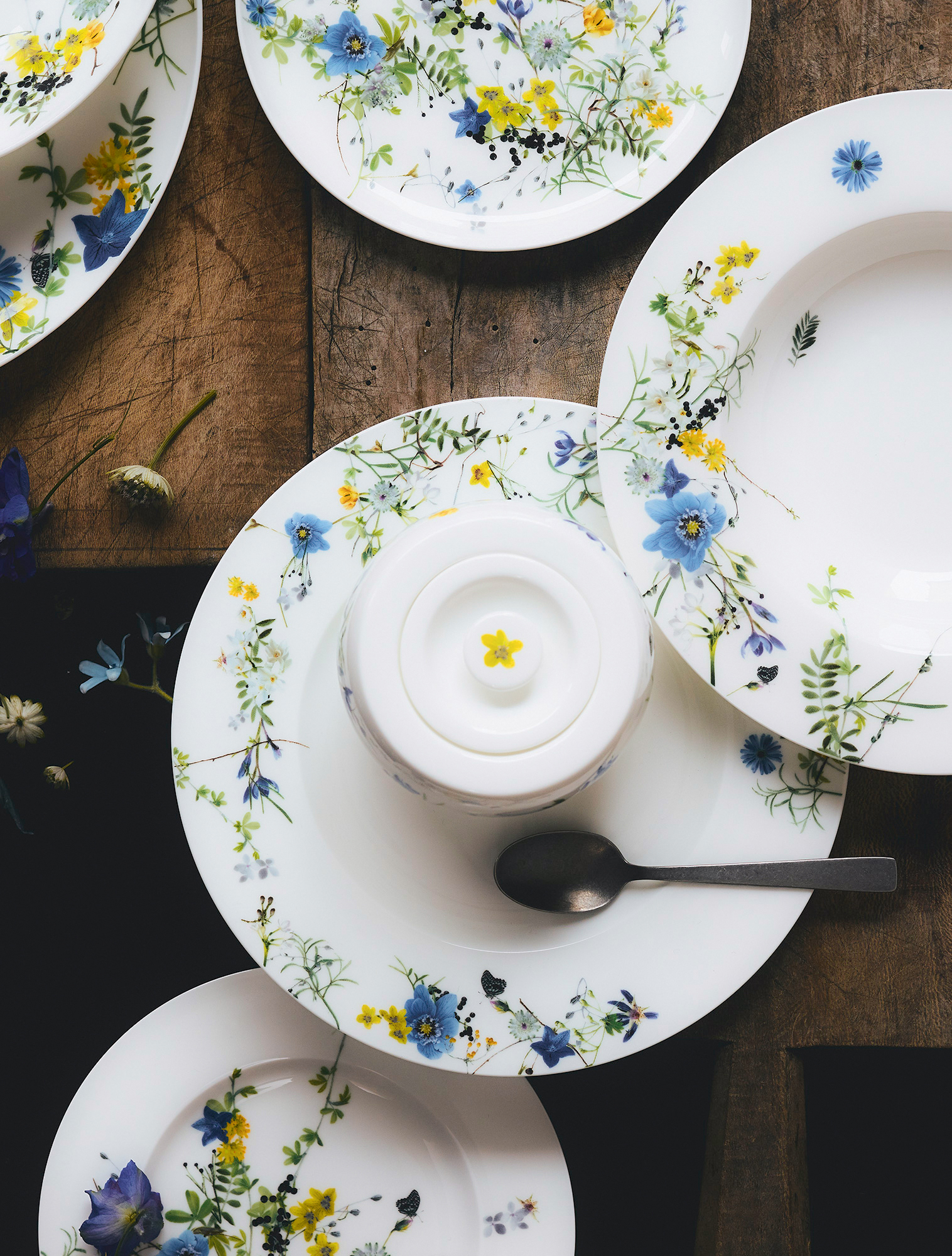 Закусочная тарелка Brillance Fleurs des Alpes, 23 см от Rosenthal