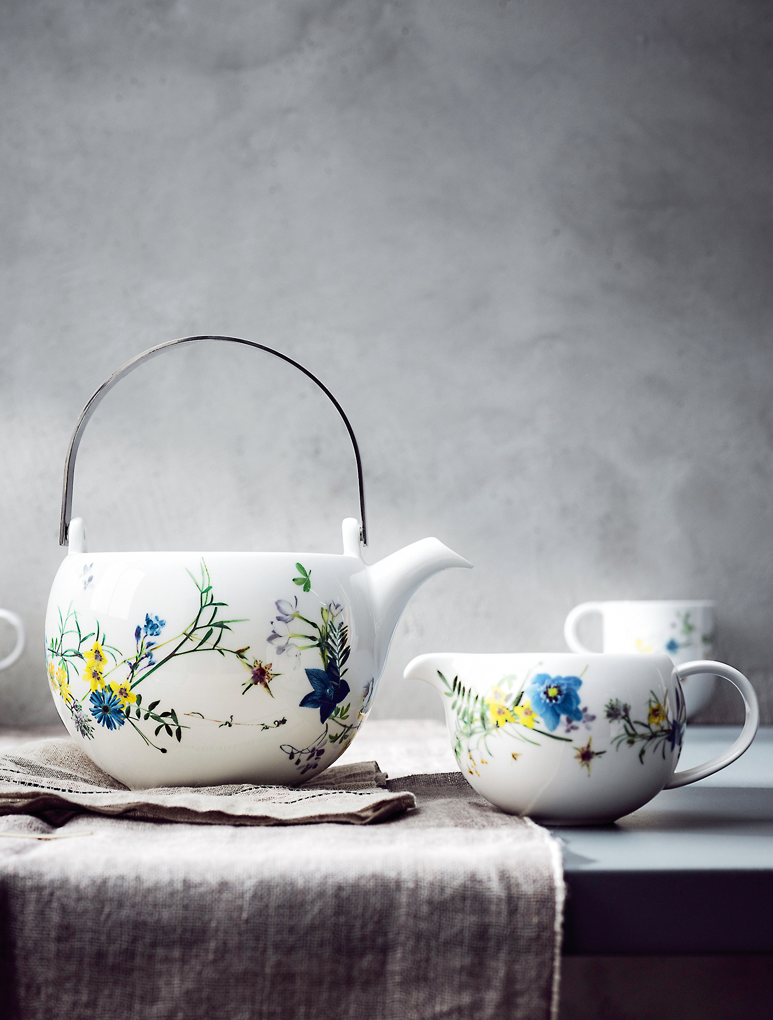 Молочник Brillance Fleurs des Alpes, 320 мл от Rosenthal