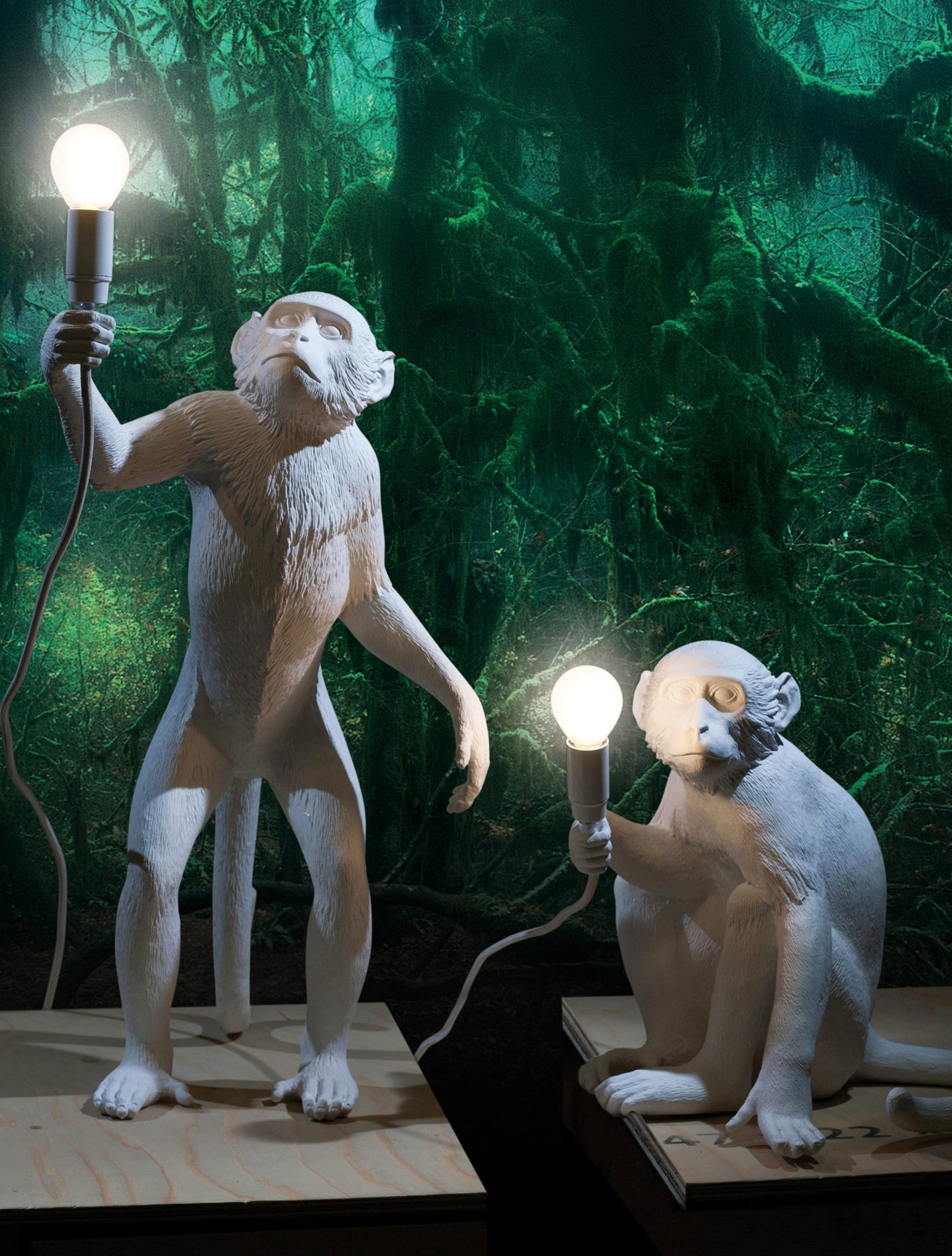 Настольная лампа Monkey Lamp, 54 см от Seletti