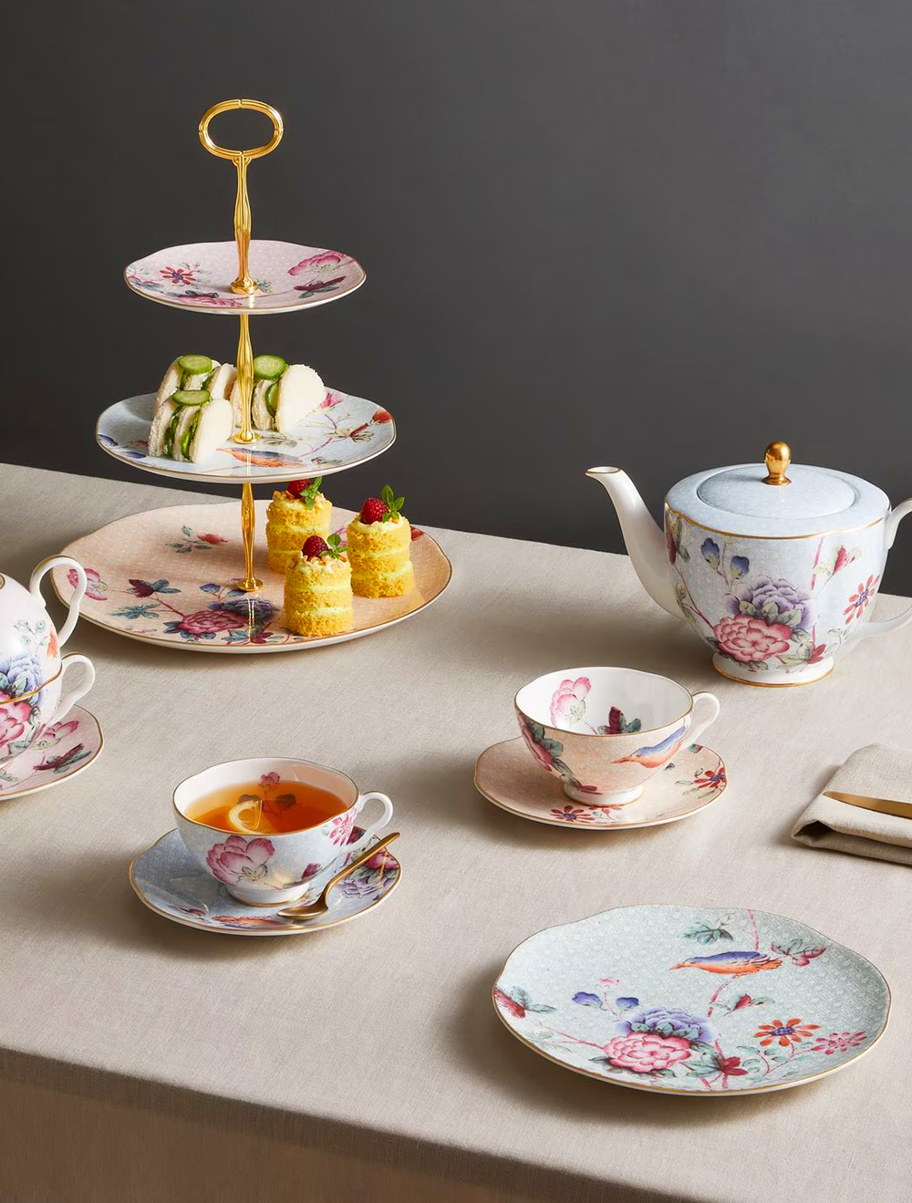 Набор из 4 закусочных тарелок Cuckoo, 21 см от Wedgwood