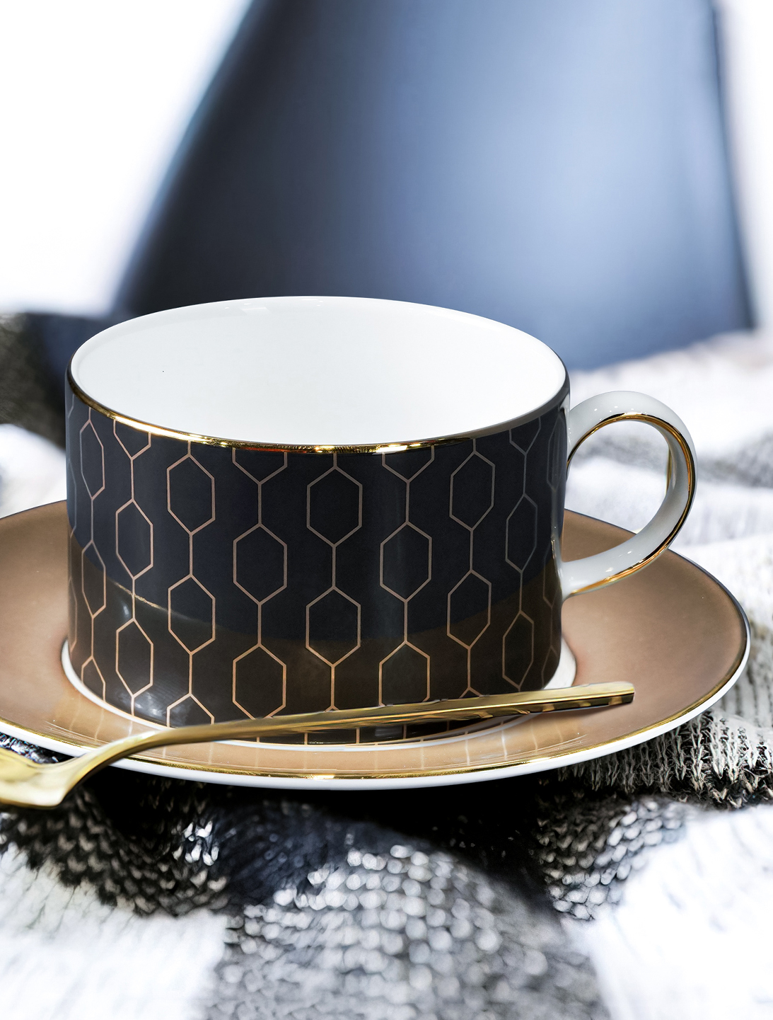 Блюдце для чайной чашки Gio Gold (Arris), 230 мл от Wedgwood